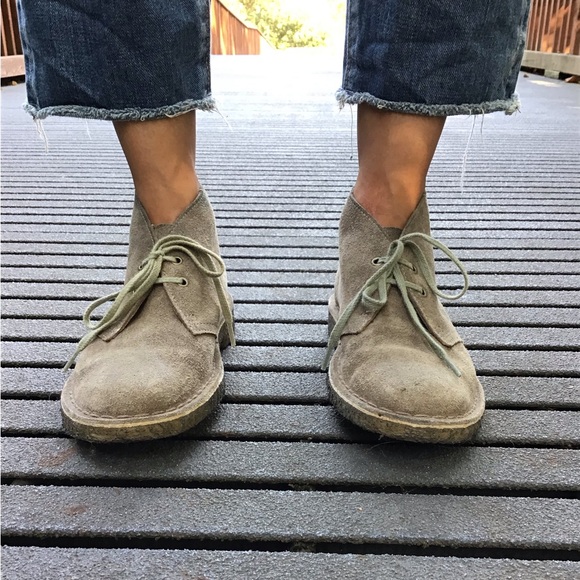 🫶🏽 CLARKS DESERT CHUKKA BOOTIES 🫶🏽 - Picture 2 of 14